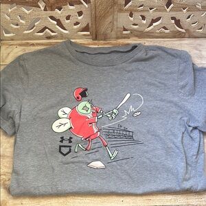 Under Armour Gray Short Sleeve Tee with Graphic Design